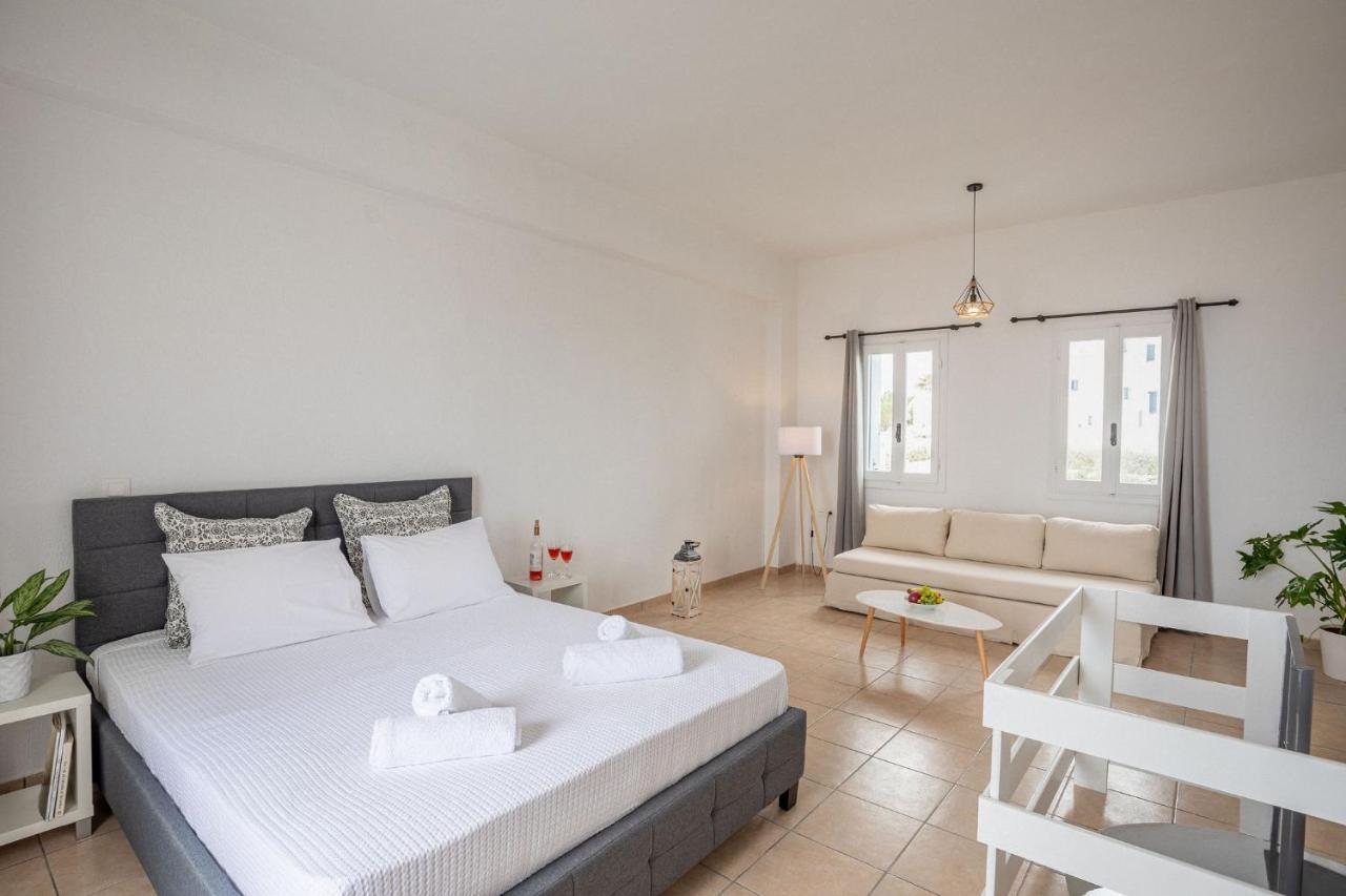 White Utopia Apartments And Maisonettes Имеровигли Екстериор снимка
